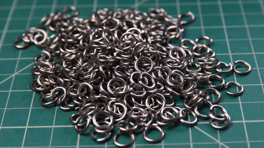 Chainmail Rings and Aspect Ratio